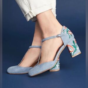 Chelsea Crew Embroidered Light Blue T-Strap Block Heel Pumps. Size 9.5